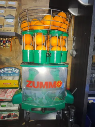 Exprimidor de naranjas ZUMMO