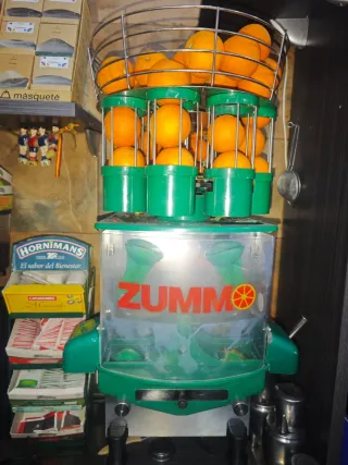 Exprimidor de naranjas ZUMMO
