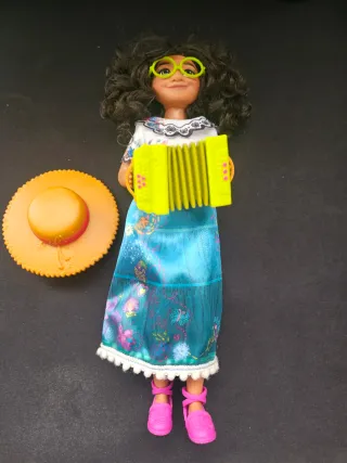 Confezione di bambole principesse e Barbie