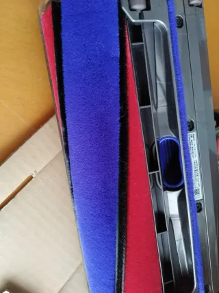 Cepillo Dyson V8 Absolute Tarima