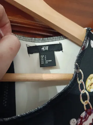 Vestido H&M Negro Estampado Joyas Talla XS