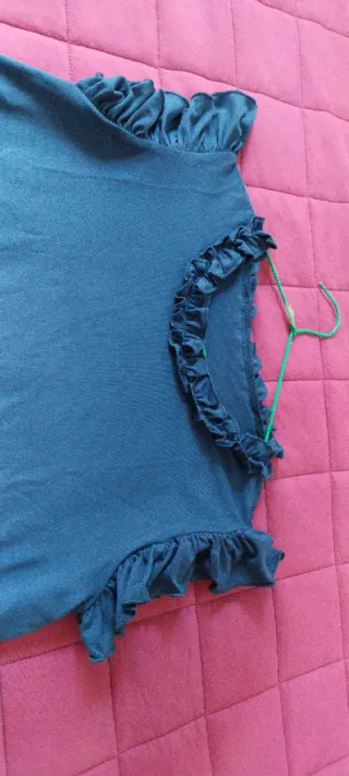 Blusa con volantes talla S