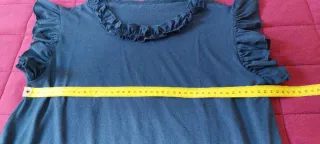 Blusa con volantes talla S