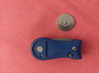 Herramienta de reparación de divots de golf