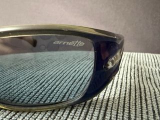 Gafas de sol Arnette azules y grises