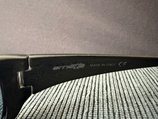 Gafas de sol Arnette azules y grises