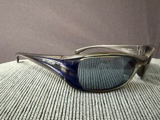 Gafas de sol Arnette azules y grises