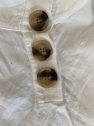 Camisa Zara blanca cuello alto botones
