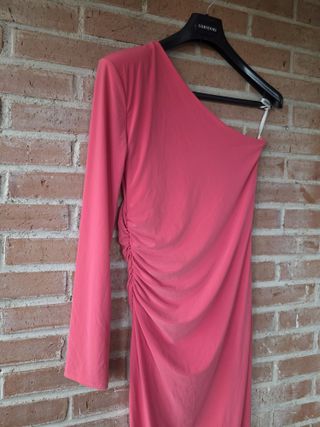 NUEVO. Vestido rojo largo