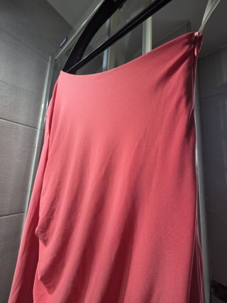 NUEVO. Vestido rojo largo