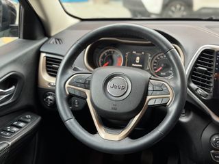 Jeep Cherokee 2.0 CRD Longitude año 2014