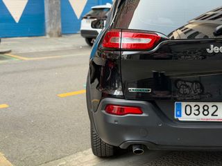 Jeep Cherokee 2.0 CRD Longitude año 2014