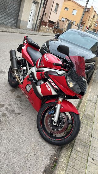 Yamaha R6 2002