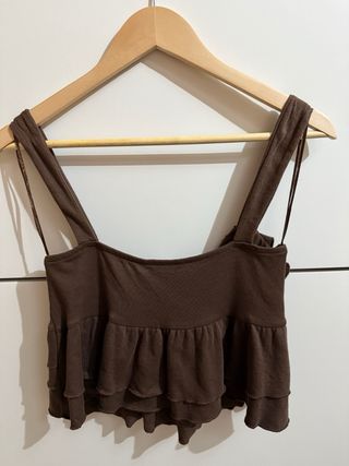 Top Zara volantes marrón talla M
