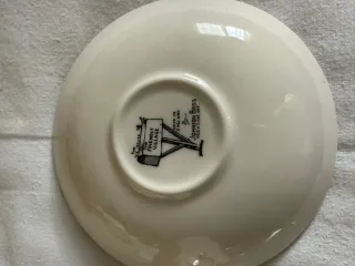 Taza y platillo Johnson Brothers