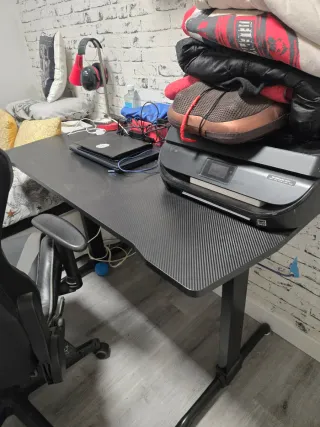 Escritorio y Silla Gamer