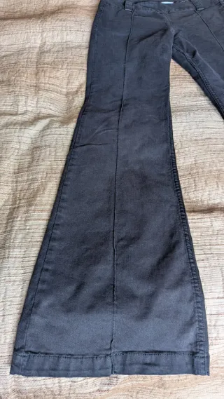 Pantalones flare Bershka T.40