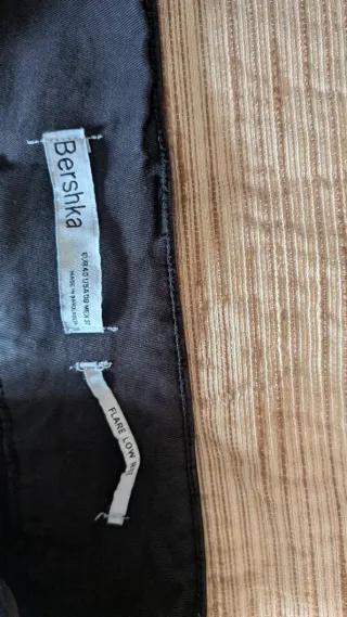 Pantalones flare Bershka T.40