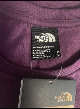 Camiseta The North Face Morada