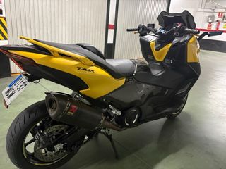 Yamaha Tmax 560 2022