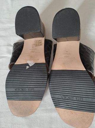 Sandalias de piel negras