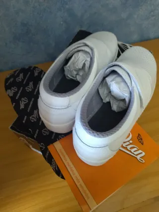 Zapatos Sanitarios Dian Blancos