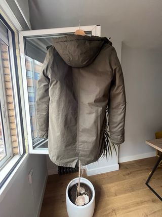 Abrigo verde oscuro hombre