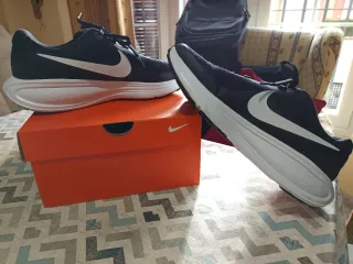 Zapatillas Nike Revolution 8 Talla 43