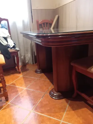 Mesa de comedor madera y cristal