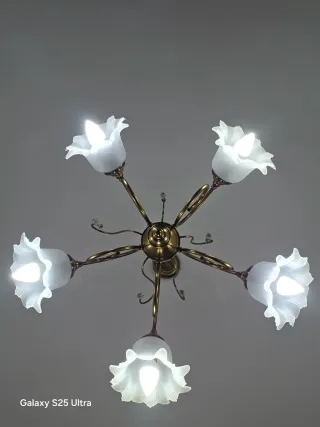 Lámpara de techo clásica dorada