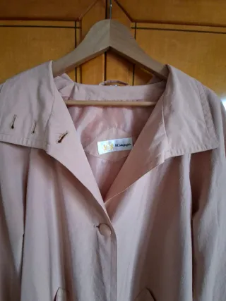 Gabardina ligera amplia entretiempo