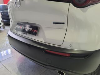 Mazda CX-30, AUT; CARPLAY, Navi, cámara, LED, 18",