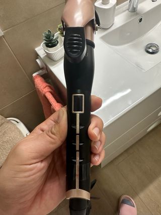 Tenacilla de pelo Anjou negra y dorada