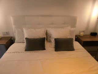 Cabecero de cama blanco polipiel