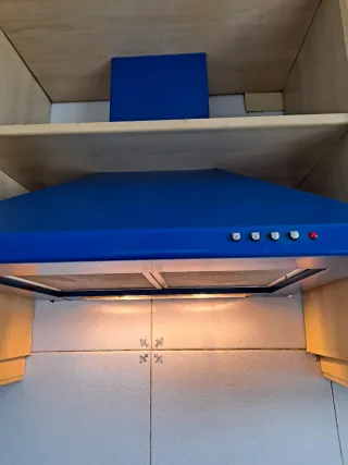 Campana de cocina azul