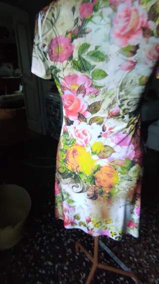 Abito fantasia floreale