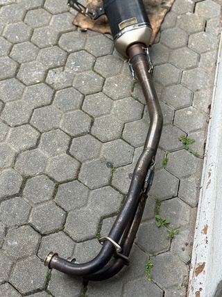 Escape Akrapovic Racing TMAX 560