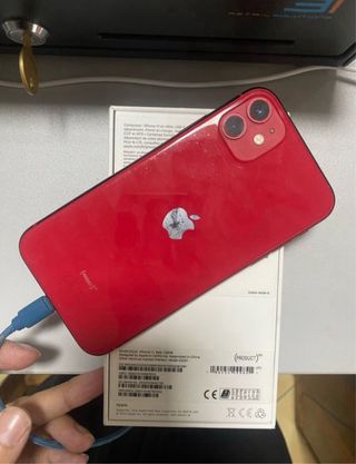 iPhone 11 128GB Rosso