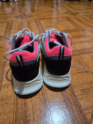 Tênis Cleens cinza e rosa