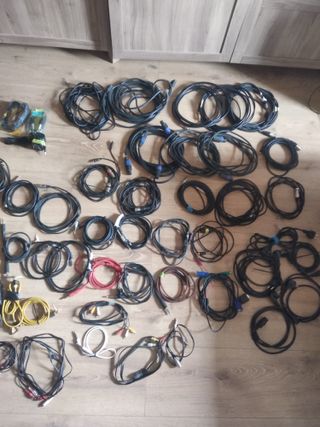Lote Cables Audio y Conectores
