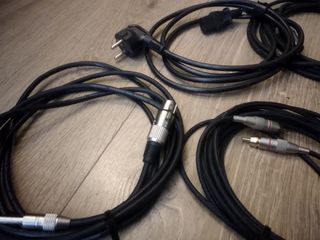 Lote Cables Audio y Conectores