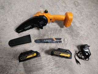Mini motosierra eléctrica SINPY con maletín