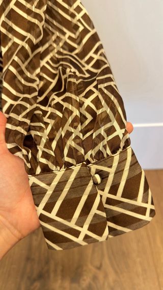 Blusa H&M Estampada Marrón y Blanca