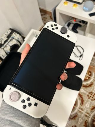 Nintendo Switch OLED + Accessori