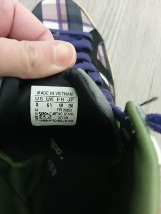 Zapatillas Adidas cuadros talla 40