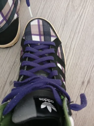 Zapatillas Adidas cuadros talla 40