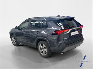 TOYOTA Rav4 2.5l 220H Advance
