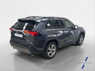 TOYOTA Rav4 2.5l 220H Advance
