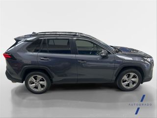 TOYOTA Rav4 2.5l 220H Advance