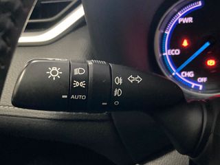 TOYOTA Rav4 2.5l 220H Advance